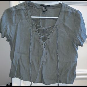 ✨3 for $10✨green/gray tie up crop top